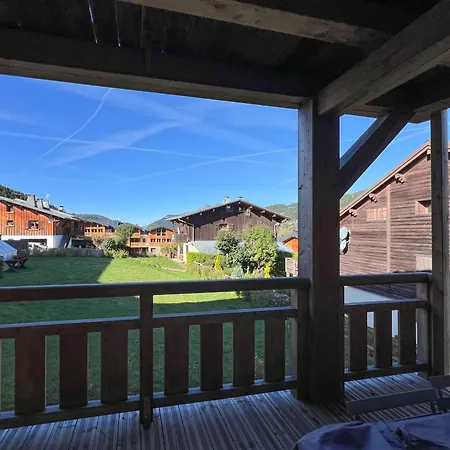 Apartment De Charme Aux Gets - 9 Pers, Parking & Wi-fi *